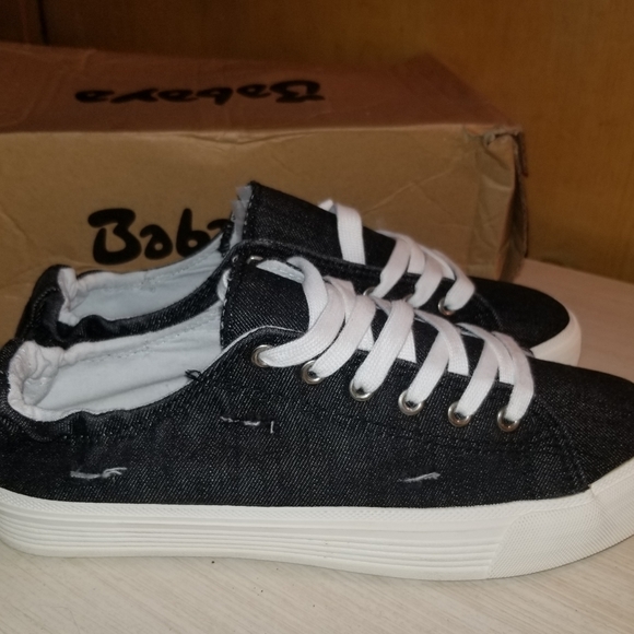 Babaya Slip Ons - Picture 6 of 6